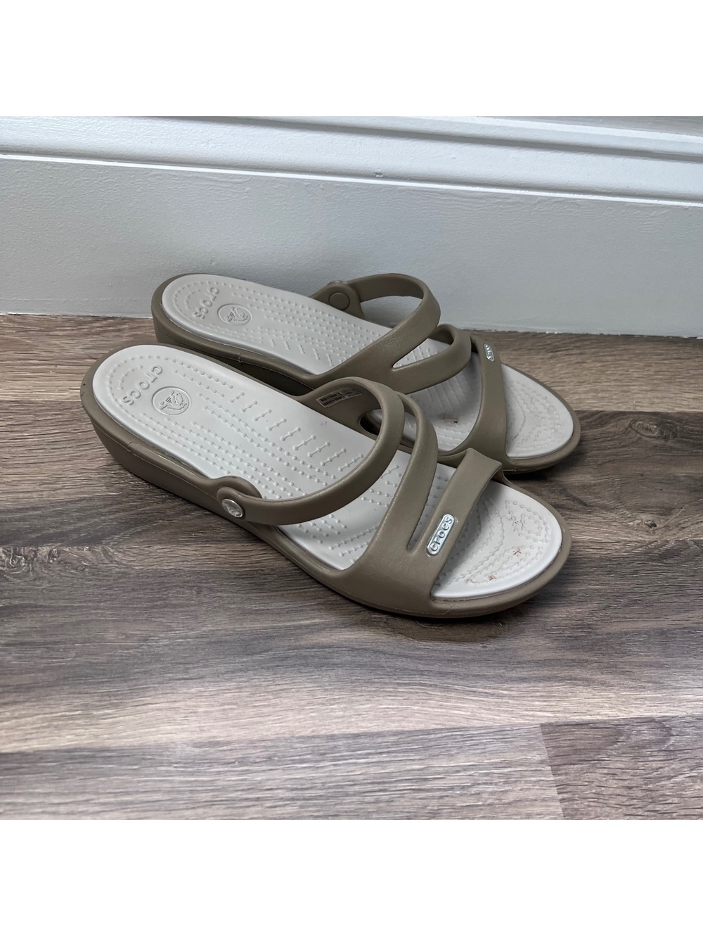 Crocs Women's Size 7